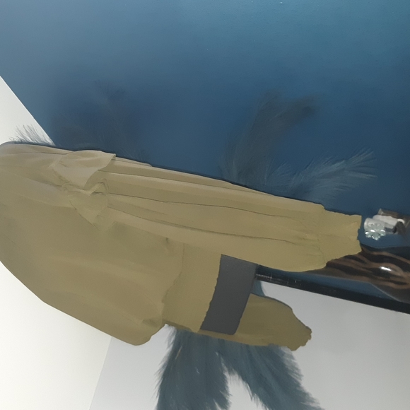 Army Green Ruffled sleeve blouse - Picture 3 of 4